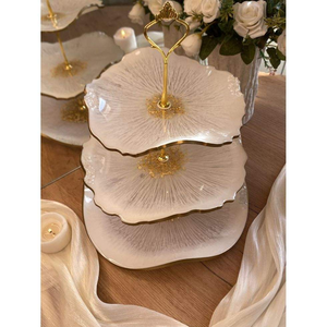 ขาตั้งเค้กเรซิ่นดีไซน์เนอร์ สำหรับใช้ในบ้านและร้านกาแฟ อุปกรณ์ทำขนมและเบเกอรี่ - Product Image 1