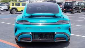 S U 7 XIA O MI 007 805 KM FLAGSHIP ADDITION, Auto Eléctrico, Tracción en las Cuatro Ruedas, Sedán, Batería de Litio, Asientos de Cuero, Neumáticos R17 Traseros - Product Image 6