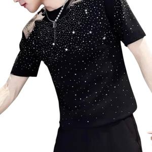 เสื้อยืดผู้ชายสีดำประดับดาวคริสตัลหรูหรา แขนสั้น แต่งเลื่อมวิบวับ สไตล์สตรีทแวร์ เหมาะสำหรับงานปาร์ตี้และแฟชั่น - Product Image 3