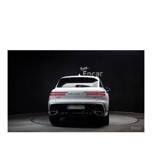 Genesis GV70 2.5T 2024 Gasolina 2WD con 15,274 km, Volante a la Izquierda, Caja de Cambios Automática, Asientos de Cuero, Cámara Trasera - Product Image 4