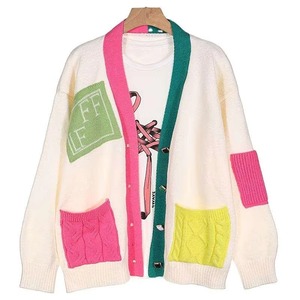 เสื้อสเวตเตอร์ถักไหมพรมสีทองน้ำเงินเข้มสไตล์คลาสสิคแบบโบราณสำหรับชมรมนักศึกษา - Product Image 4