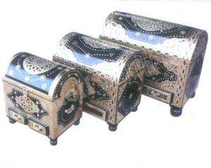 Coffre à trésors rustique en bois poli, personnalisé, écologique, de style ancien, fait main, finition antique, décoratif - Product Image 5