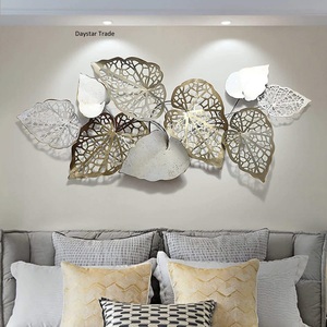 Sculpture murale en fer Daystar Trade, motif floral Art Déco, décoration intérieure, design feuillage pour chambre, pièce unique, anniversaire - Product Image 3