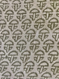 Tela de algodón estampada a mano – Diseño minimalista con estampado Buti en toda la superficie |   Textil Tradicional Indio Color Verde Salvia - Product Image 2