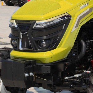 Tracteur agricole compact à quatre roues motrices de 80 chevaux (modèle avec chargeur frontal) - Product Image 5