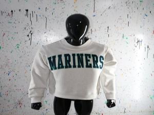 Mariners เสื้อสเวตเชิ้ตคอวีสีเทาเข้มสำหรับนักเดินเรือเสื้อสเวตเชิ้ตคอแบบปักลาย100% สีกรมท่าเสื้อสเวตเชิ้ตคอกว้างโปรดักชั่นในเมือง - Product Image 2