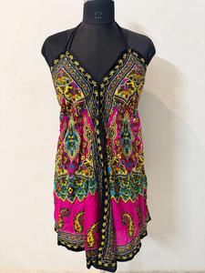 Robe mini bohème sans manches à col halter avec imprimé cachemire, ourlet asymétrique, coupe ample, robe d'été décontractée en mousseline à nouer - Product Image 4