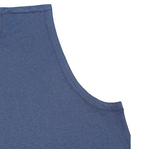 Débardeur de sport pour homme conçu pour les séances d'entraînement et les activités physiques - Product Image 4