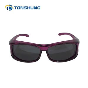 SU1760G-P Luxury Unisex Sunglasses with UV400 Tinted Lenses Scratch Resistance Full Frame with Side Window 6Curve/TAC - Product Image 1