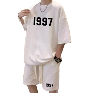 Conjunto de Camiseta y Pantalones Cortos para Hombre, Color Negro, Estampado por Transferencia Térmica 1997, Informal, de Algodón Tejido, Transpirable, para Verano, Polo de Manga Corta - Product Image 2