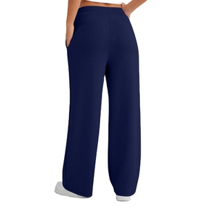 Pantalon de survêtement cargo ample en molleton pour femme, personnalisé OEM, idéal pour l'hiver et la course, avec devant plat - Product Image 2