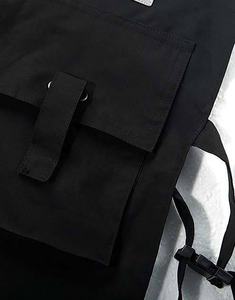 Meilleur design de gilets respirants pour hommes gilets techniques pour hommes confortables de style de la rue avec plusieurs poches à fermeture éclair OEM - Product Image 3