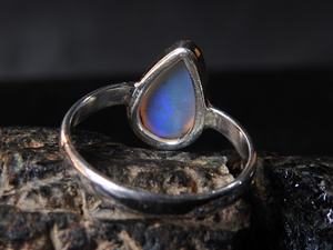 Anillo de Boda con Ópalo Sólido Australiano en Engaste de Bisel - Plata - Piedra de Nacimiento de Octubre - Talla 6.5 US - Joyería Clásica Hecha a Mano - Regalo - Fiesta - Multi - Product Image 5