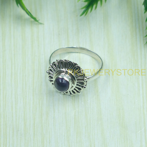 แหวนพลอยอเมทิสต์ธรรมชาติ เงินแท้ 925 แหวนลายดอกไม้ทำมือ แหวนคริสตัลสีม่วง เครื่องประดับพลอยประจำวันเกิดสำหรับผู้หญิง - Product Image 3