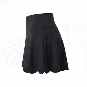 Jupe courte élastique à taille élastique pour femmes, couleur unie, respirante, style sportif, design à volants, à porter en toutes saisons - Product Image 3