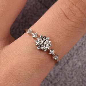 Platinum Hallmark Silver Elegant Zirconia Band Ring for Women - Product Image 2