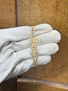 สร้อยข้อมือโลหะผสมชุบทองลายดอกไม้พร้อมไข่มุกเทียมและหินเพทายของผู้หญิงของขวัญเครื่องประดับแบบโซ่เชื่อมต่อสไตล์วินเทจ - Product Image 5