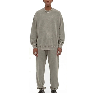 Conjunto Deportivo de Sudadera y Pantalones con Capucha, Color Sólido, con Logotipo Personalizado, Lavado Ácido, Antibacterial, Estilo Urbano, Venta Caliente - Product Image 1