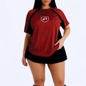 Camiseta Deportiva Roja para Mujer, Poliéster Transpirable, Jersey de Fútbol Americano, Logotipo Personalizado, Manga Raglán, Ropa de Gimnasio, Proveedor al por Mayor - Product Image 2