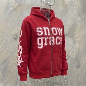 Sudadera con capucha roja Snow Grace con cremallera, unisex, de forro polar, informal, para invierno, corte regular, con estampado de letras y logotipo frontal - Product Image 2