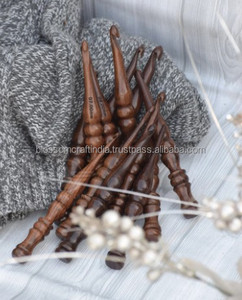 Juego de Agujas de Ganchillo de Bambú Natural para Tejer, Hacer Hilos y Manualidades, Mango Ergonómico, Acabado Liso y Pulido - Product Image 4