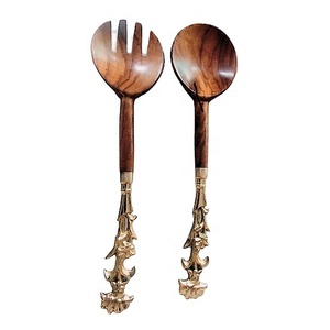 Ensemble de 2 serveurs à salade en bois et laiton, fabrication artisanale de qualité, écologique, vintage, indien, vente en gros - Product Image 1