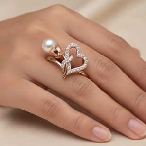 แหวนรูปหัวใจสีโรสโกลด์ประดับมุกและเพชรสำหรับงานแต่งงานและงานหมั้น - Product Image 6