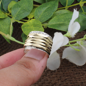 Wholesale 925 Sterling Silver Mixed Metal <b>Spinner</b> <b>Ring</b> Multi Layer Wavy Brass Bands Patterned Silver Base Anti Anxiety Party - Product Image 1