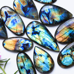 Cabujones de labradorita de alta calidad, piedras preciosas naturales sueltas, multicolor, pulidas a mano, para la fabricación de joyas, venta al por mayor, África. - Product Image 2