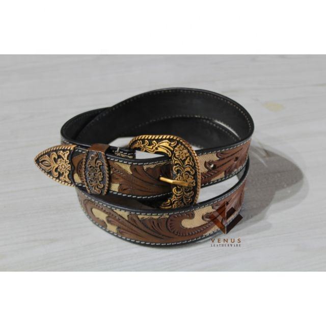 สีน้ำตาล