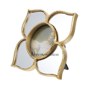 High In Demand <b>Round</b> Mirror <b>Frame</b> With Peacock Feather Design Antique Silver Finish Decorative Wall Art For Home Interior - Product Image 6