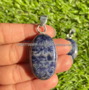 Colgante de sodalita victoriana Bohemia, collar de piedras preciosas Chapado en plata hecho a mano, patrón de amantes de forma gruesa grande, accesorio impresionante - Product Image 2