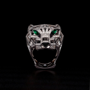 แหวนเพชรรูปหัวเสือดำสุดหรูสำหรับผู้ชาย ทองคำขาว 14K ดีไซน์คลาสสิก ประดับเพชรเต็มวง ดีไซน์รูปหน้าสัตว์ เครื่องประดับโดดเด่น ผลิตจากเพชรเลี้ยงในห้องปฏิบัติการ ได้รับการรับรองจาก IGI - Product Image 1