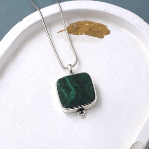 Collar con Colgante Cuadrado de Malaquita Verde Natural, Collar con Piedra Preciosa Engastada en Bisel de Plata de Ley 925 para Mujer, Joyería de Moda - Product Image 5