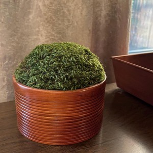 Bol décoratif artisanal en teck avec boule de mousse - Vente en gros Moradabad - Product Image 1