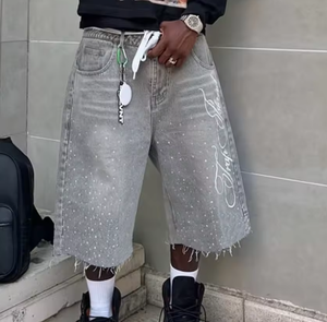 Shorts en jean décontractés pour hommes, longueur genou, tendance, avec lettres brodées et strass brillants, avec poches - Product Image 2