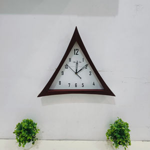 Reloj de Pared de Madera Hecho a Mano, Estilo Moderno, Forma Triangular, Estilo Antiguo, Decoración para el Hogar y la Oficina, para Sala de Estar - Product Image 1