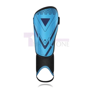 Protège-tibias en PU respirant et léger avec panneaux en mesh pour un confort rafraîchissant, conception flexible pour une mobilité améliorée, idéal pour les sports professionnels. - Product Image 2