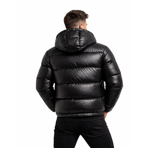 Veste matelassée brillante pour homme, à capuche, épaisse, style doudoune, légère, chaude, imperméable, noire - Product Image 5