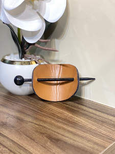 New Styling Leaf Design Real Handcrafted Tooled Leather <b>Hair</b> Barrettes Oval Shape <b>Hair</b> <b>Slides</b> with Turned Wooden <b>Hair</b> Sticks - Product Image 3