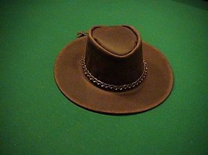 Nuevos Sombreros Vaqueros de Fieltro Lisos al Estilo Occidental, Venta al por Mayor, Cinturón Ajustable, Unisex, Personalizables - Product Image 2