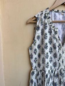 Vestido largo de algodón indio con estampado a mano, cuello en V, sin mangas, estilo túnica india, superventas 2026, a precio de fábrica - Product Image 2