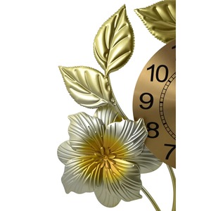 Flower Design Metal Gold Finished <b>Table</b> <b>Clock</b> Ideal For Gifting And Home Room Decoration Elegant Luxury Decorative Timepiece - Product Image 4