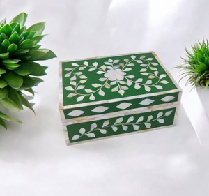 Caja de Almacenamiento de Joyas de MDF Estilo Vintage con Diseño de Incrustaciones de MOP y Resina, Decoración de Hogar Moderna, Exhibidor de Joyas con Cierre Magnético - Product Image 1