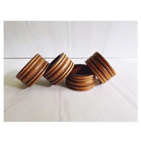 Anillo para Servilletas de Madera de Diseño, Porta Servilletas Hecho a Mano de Primera Calidad, Anillo para Servilletas de Lujo Chapado en Oro en Oferta - Product Image 1