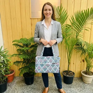 Mochila Moderna para Portátil, Acolchada, de Algodón, con Cierre de Cremallera, Ligera, Protectora para Portátiles y Tablets, Diseño Artesanal para Oficina - Product Image 2