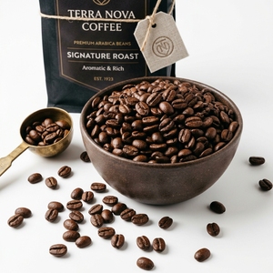 Natural Roasted Arabica Coffee Beans Premium Gourmet Coffee Whole Bean Rich Aroma Food Grade Wholesale <b>Bulk</b> Supply Export - Product Image 2