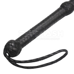 Fouet en cuir de vachette de qualité supérieure, cuir véritable durable, poignée robuste, design flexible, idéal pour l'entraînement, la pratique et l'utilisation en extérieur - Product Image 6