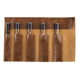 Bolsa enrollable para cuchillos de cuero personalizada Maysara Impex con asa, estuche enrollable para guardar cuchillos de chef para 8 cuchillos, hecha de cuero de grano completo. - Product Image 6