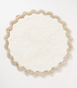 Tapis de bain rond en coton 100% tufté à bord festonné, luxueux, fait main, doux et absorbant - Product Image 2